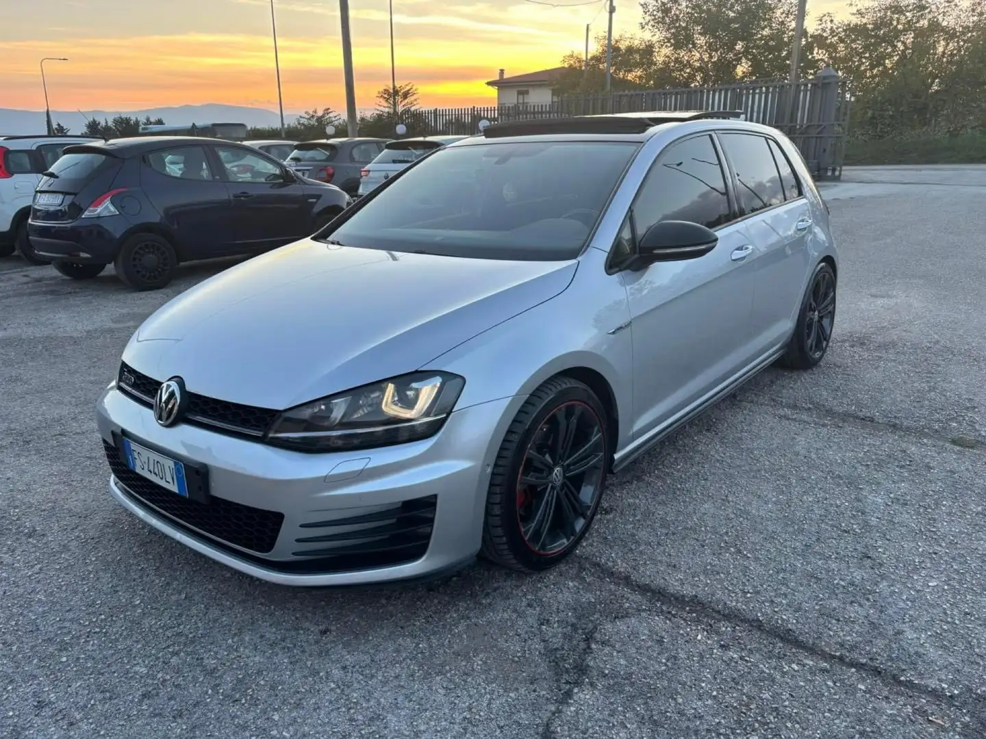 Volkswagen Golf GTD - 1