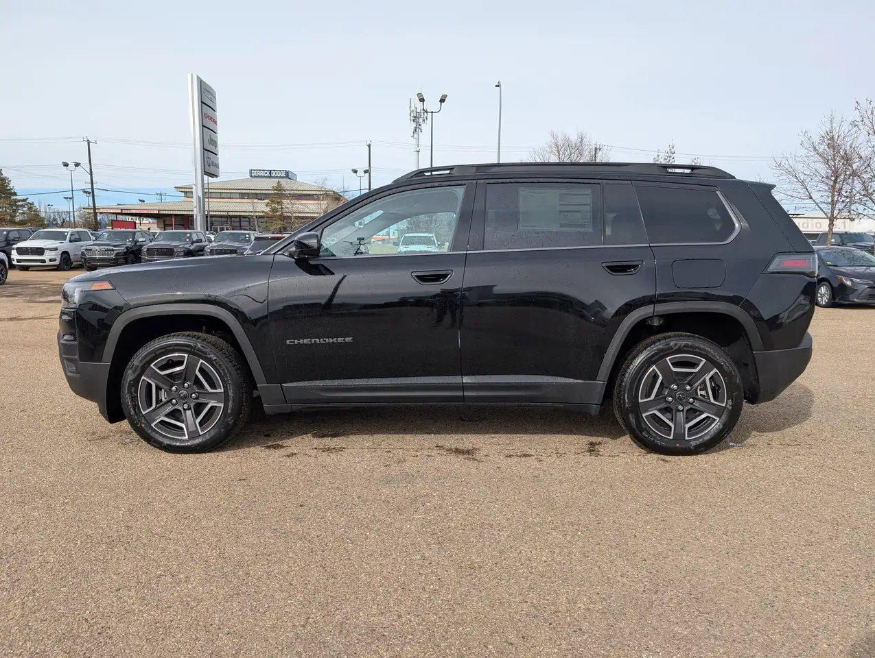Jeep Cherokee снимка Jeep Cherokee