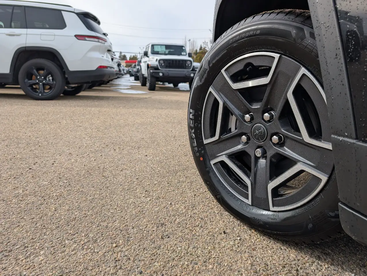 Jeep Cherokee снимка Jeep Cherokee