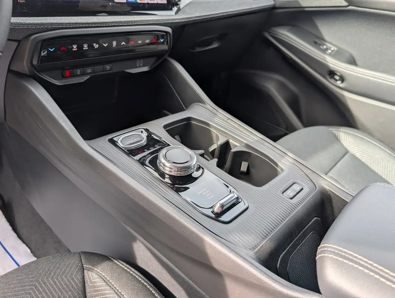Jeep Cherokee снимка Jeep Cherokee