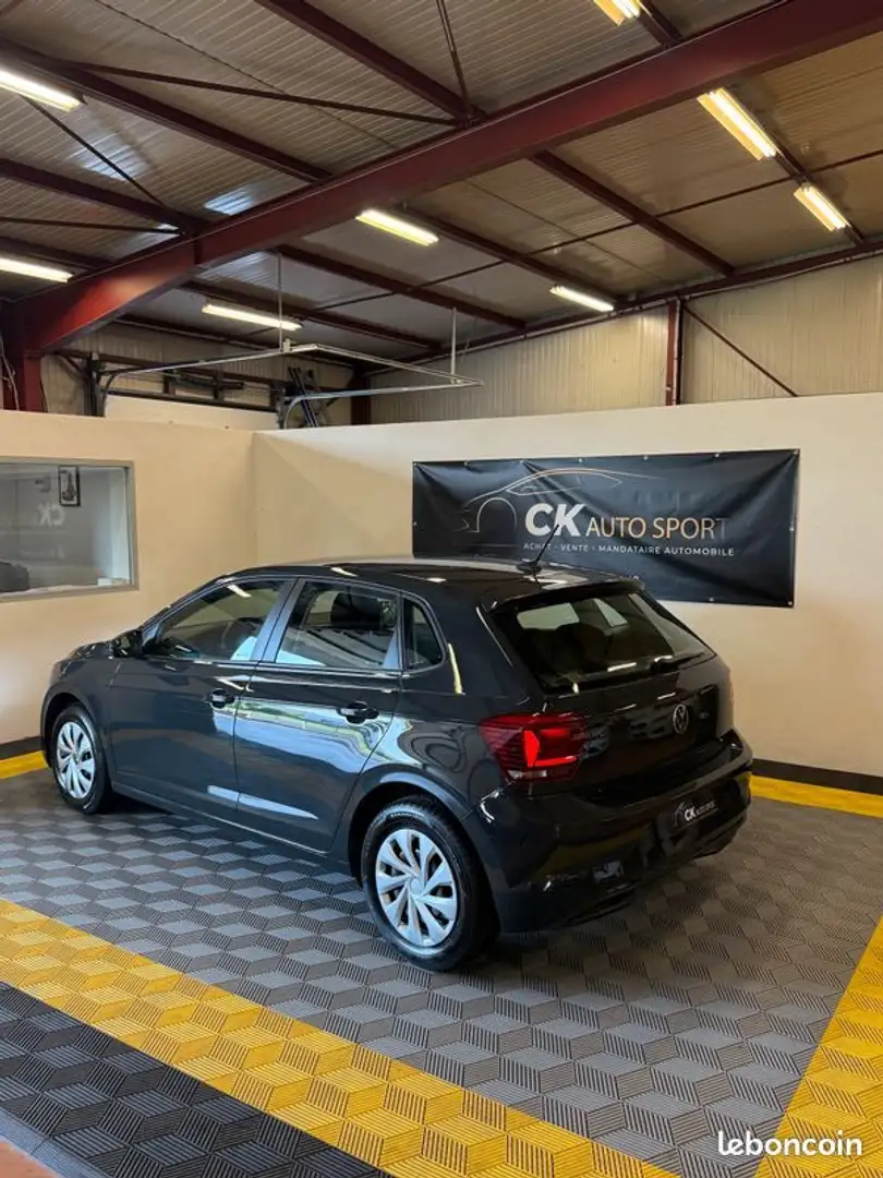 Volkswagen Polo 1.0 MPI 80ch Grau - 2