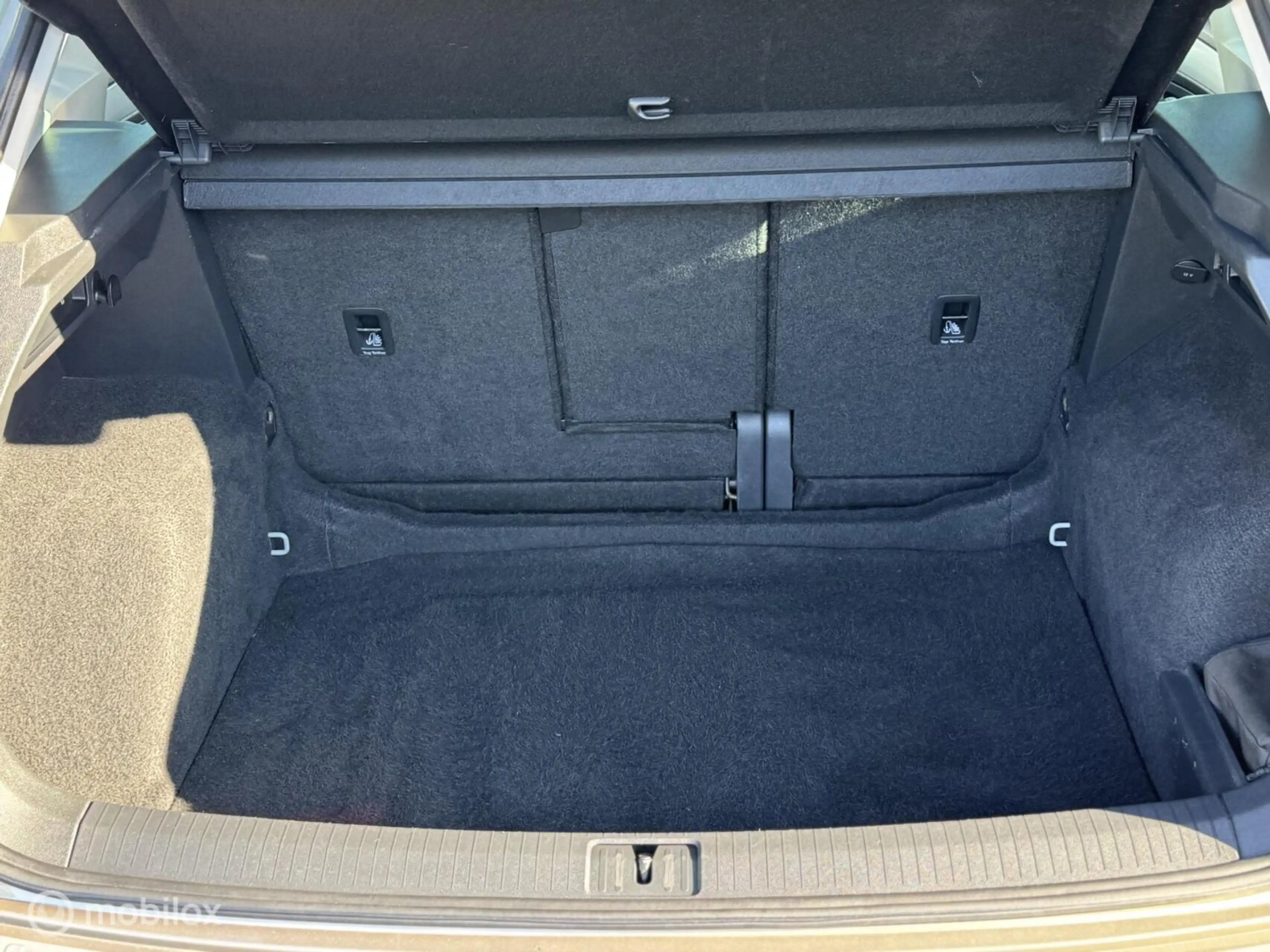 Volkswagen Tiguan 1.5 TSI ACT Comfortline — photo 18