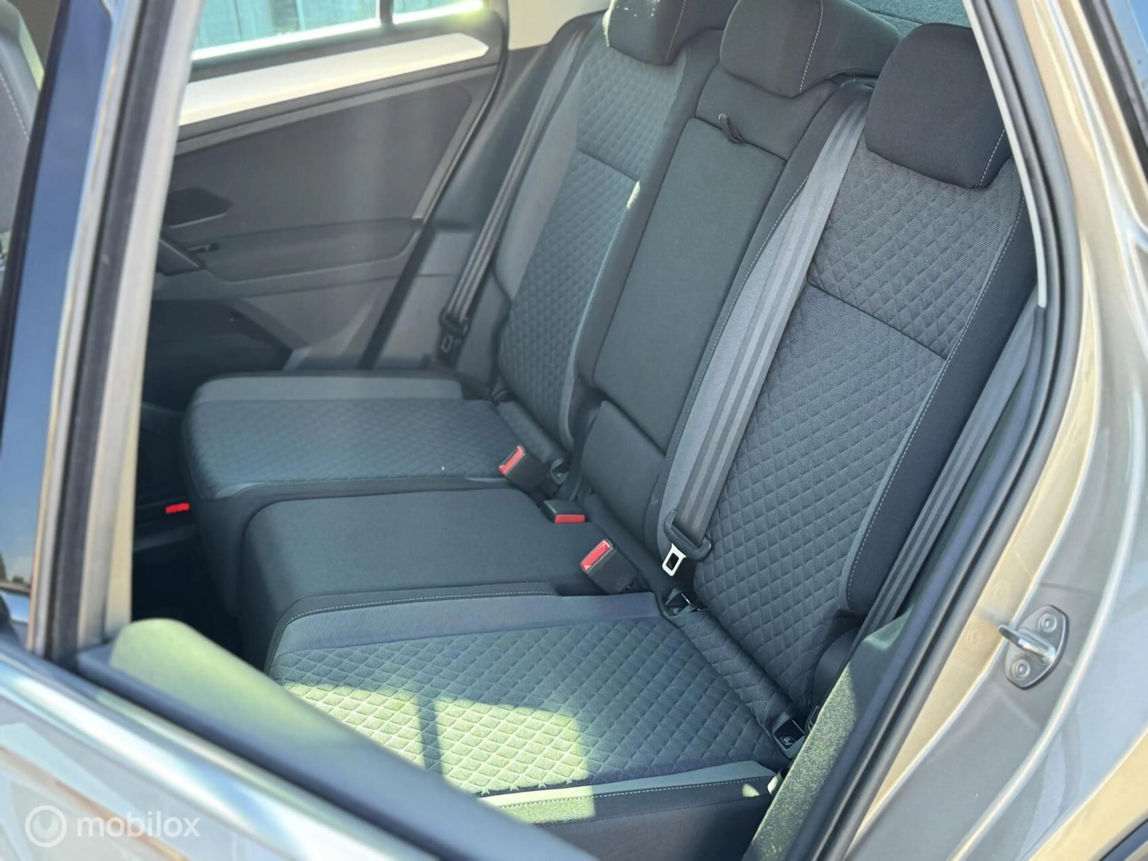 Volkswagen Tiguan 1.5 TSI ACT Comfortline — photo 16