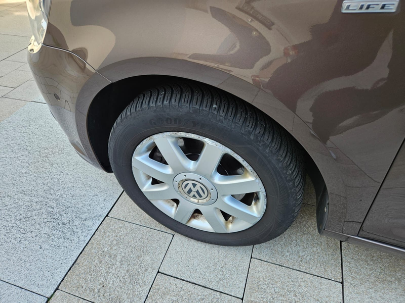 Volkswagen Touran Life BMT — photo 6