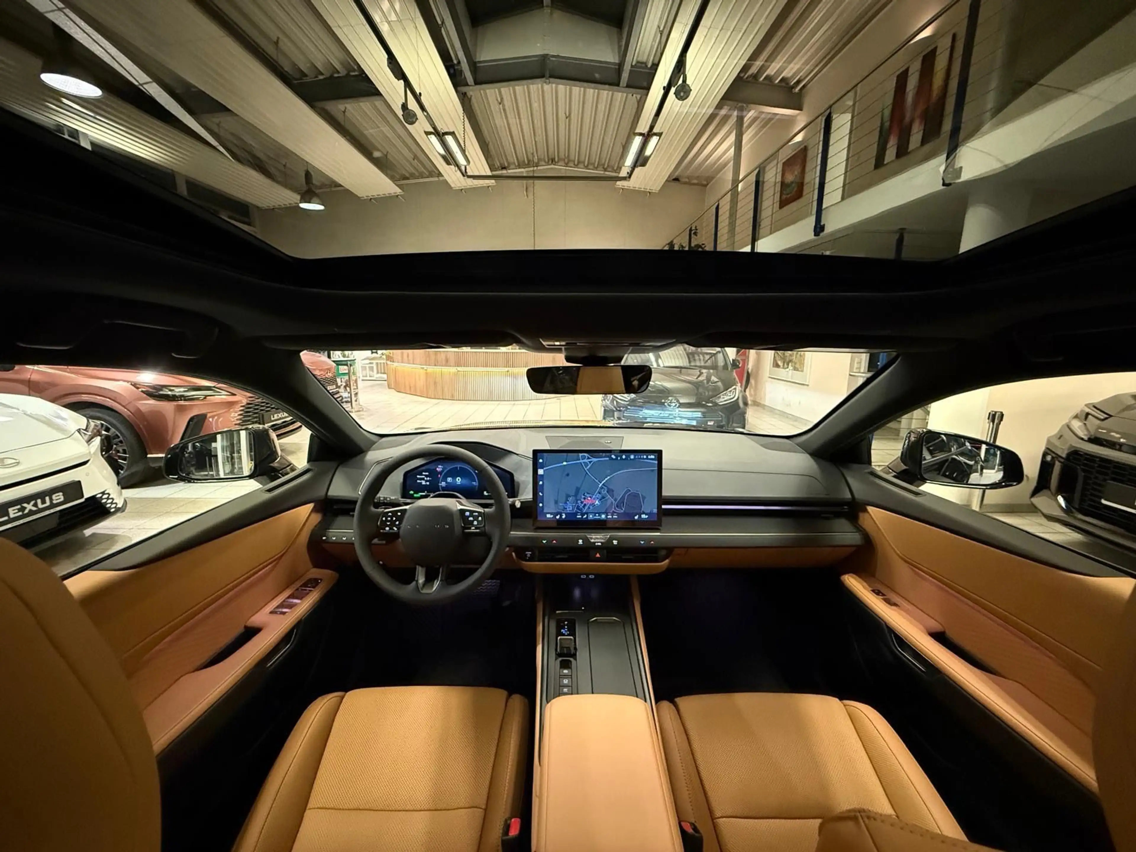 Lexus ES 300 h Comfort-MOD 27-PANORAMA-KAMERA-ON STOCK — photo 15