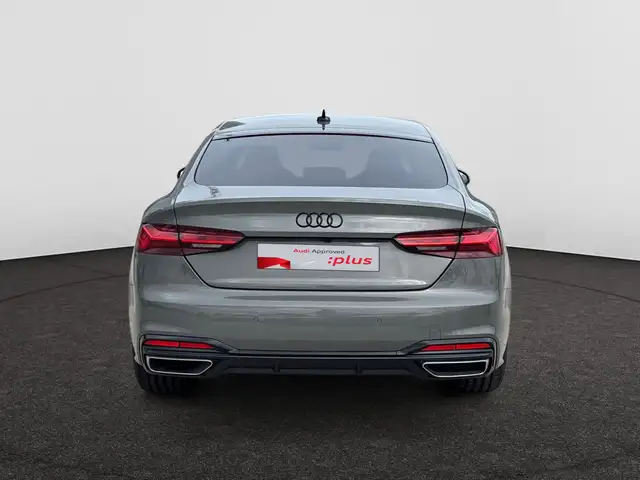 Audi A5 view 6