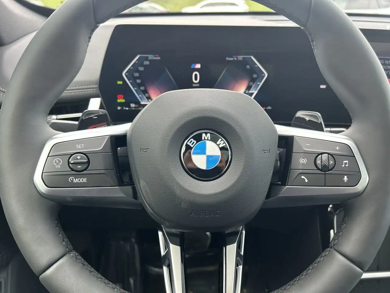 BMW X1 снимка BMW X1