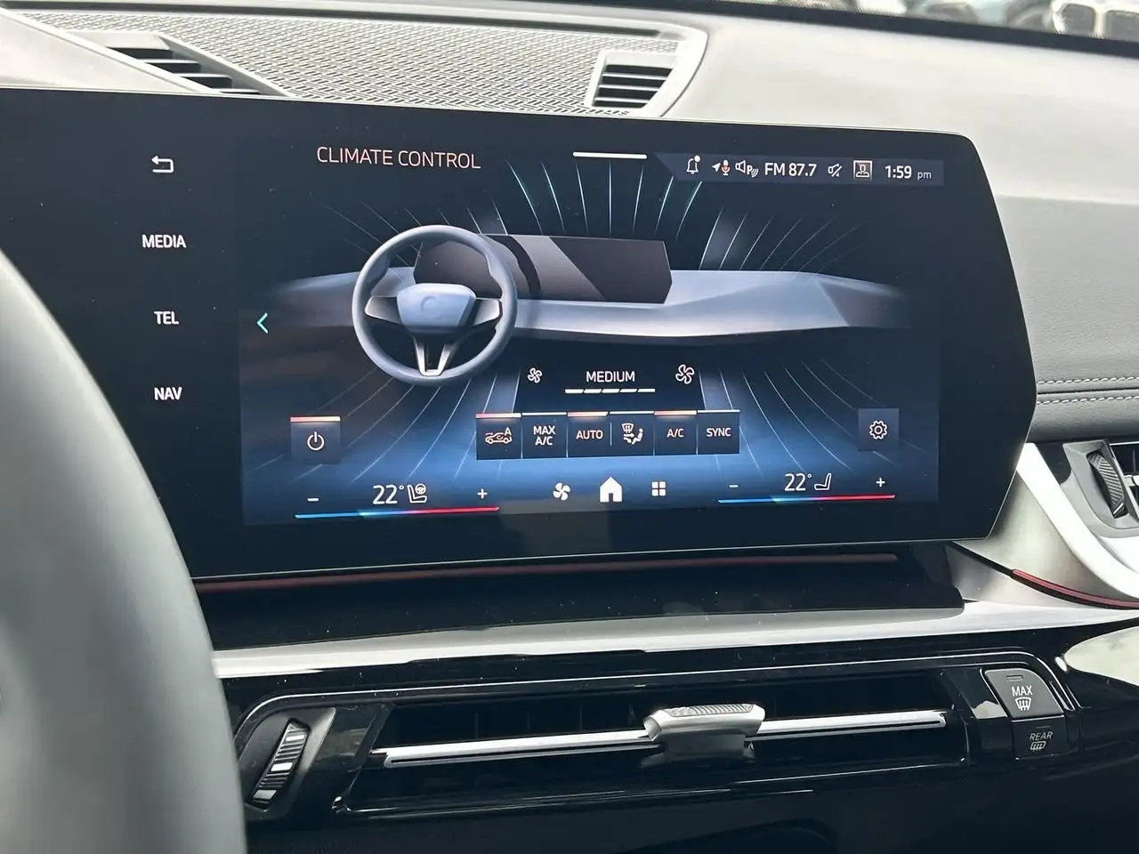 BMW X1 снимка BMW X1