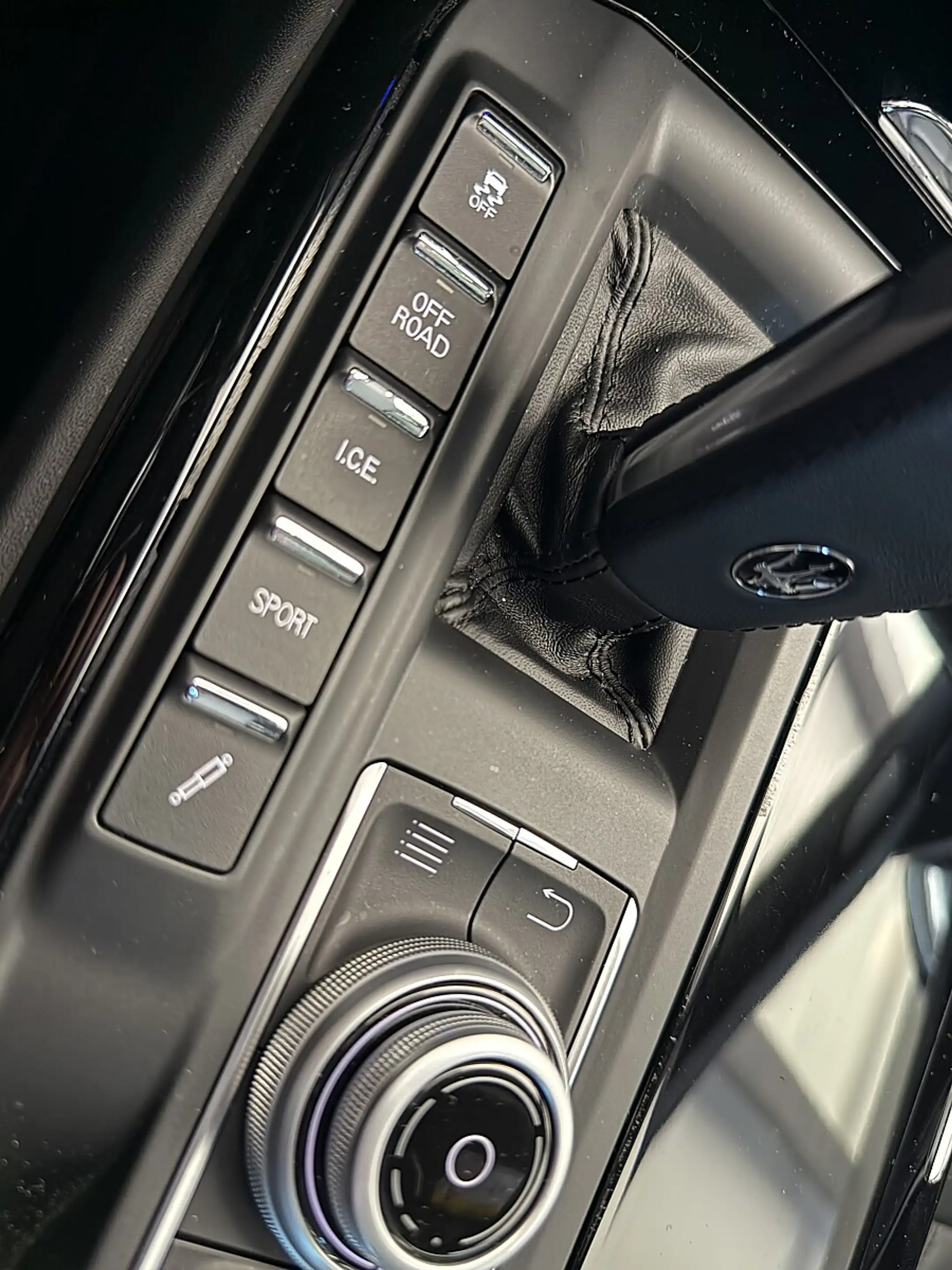 Maserati Levante S Q4 GranSport *Nerissimo*Vollausstattung* — photo 13