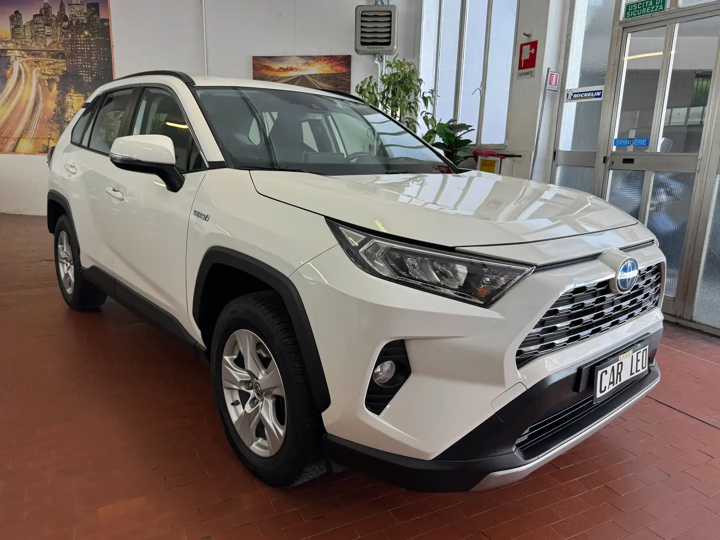 Toyota RAV 4 Rav4 2.5 vvt-ie h Business 2wd 218cv e-cvt Blanc - 2