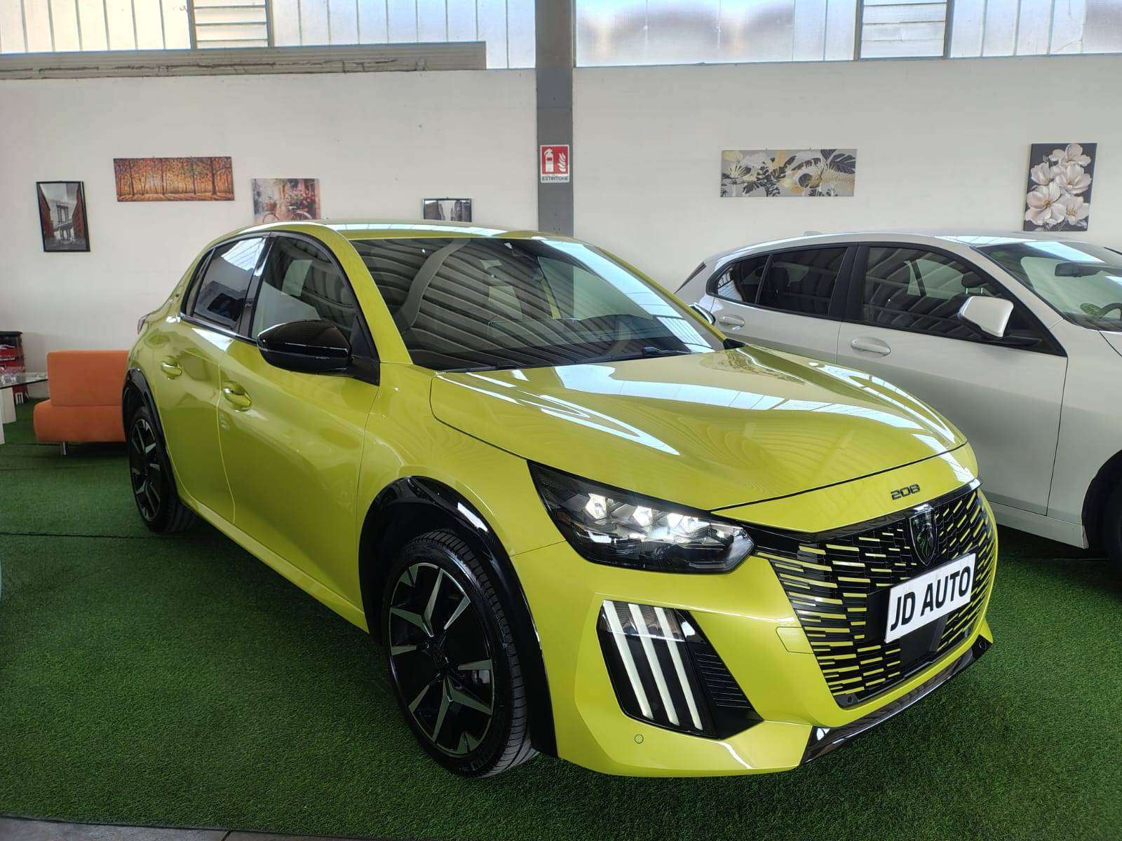 Peugeot 208