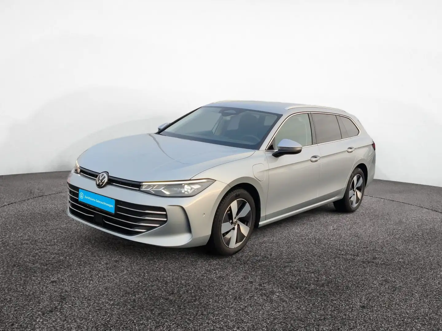 Volkswagen Passat Variant 1.5 TSI eHybrid Business Silber - 2