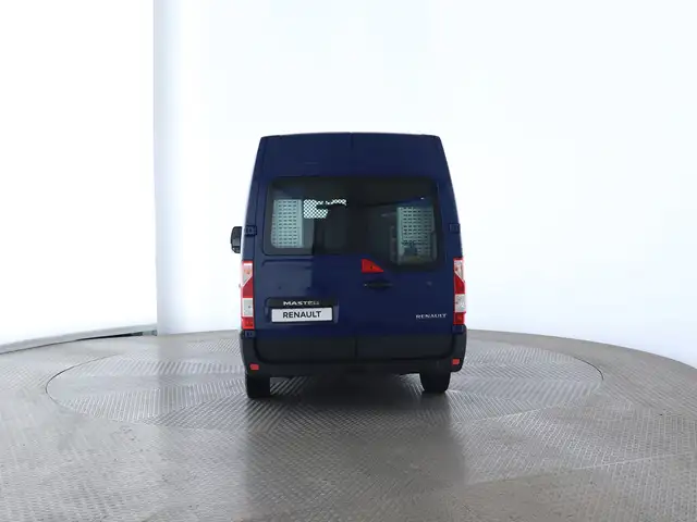 Renault Master view 5