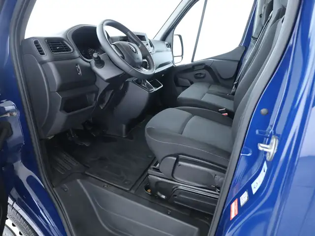 Renault Master view 10