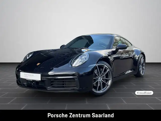Porsche (911) Carrera 4