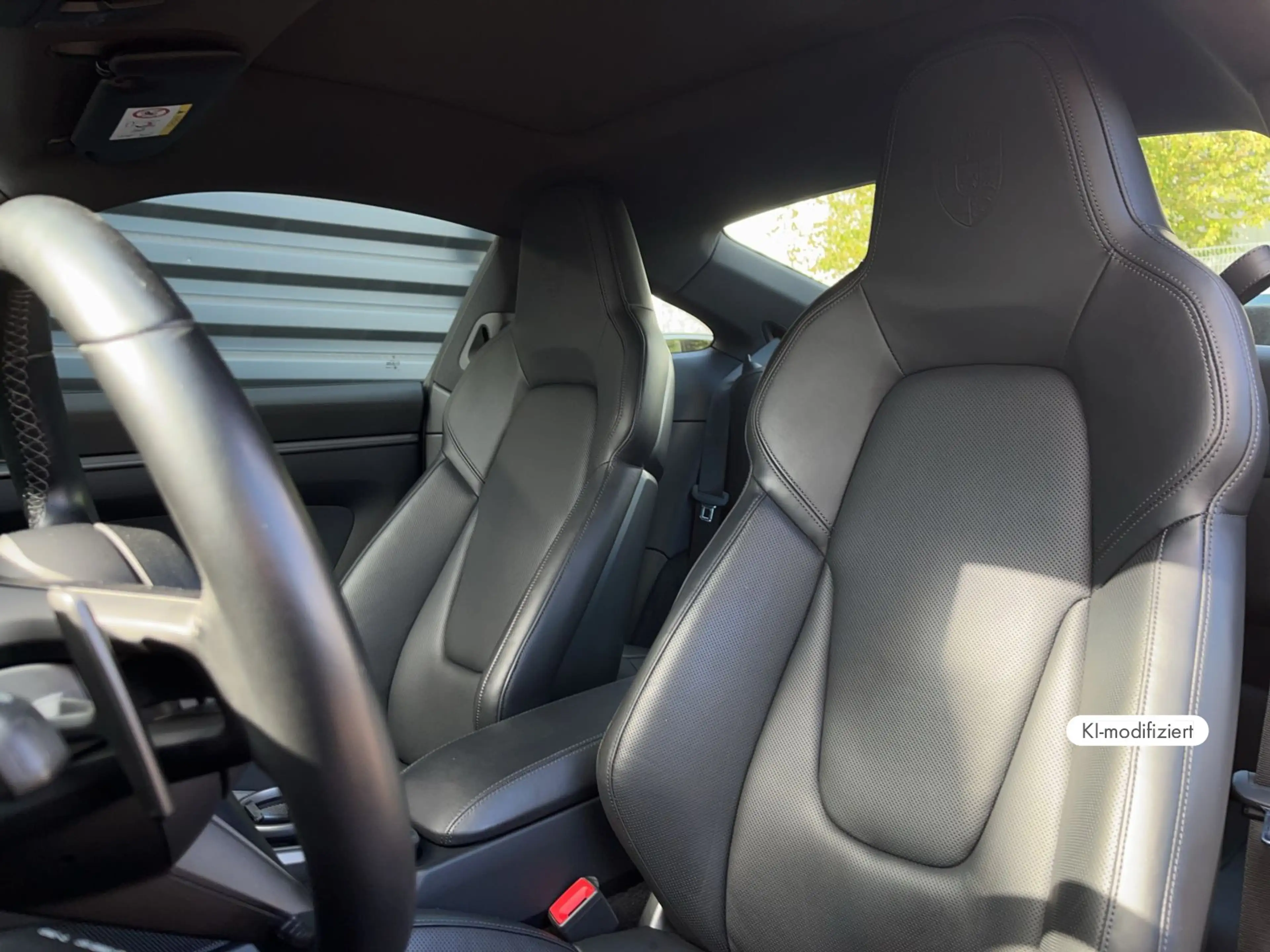 Porsche 992 (911) Carrera 4 — photo 5