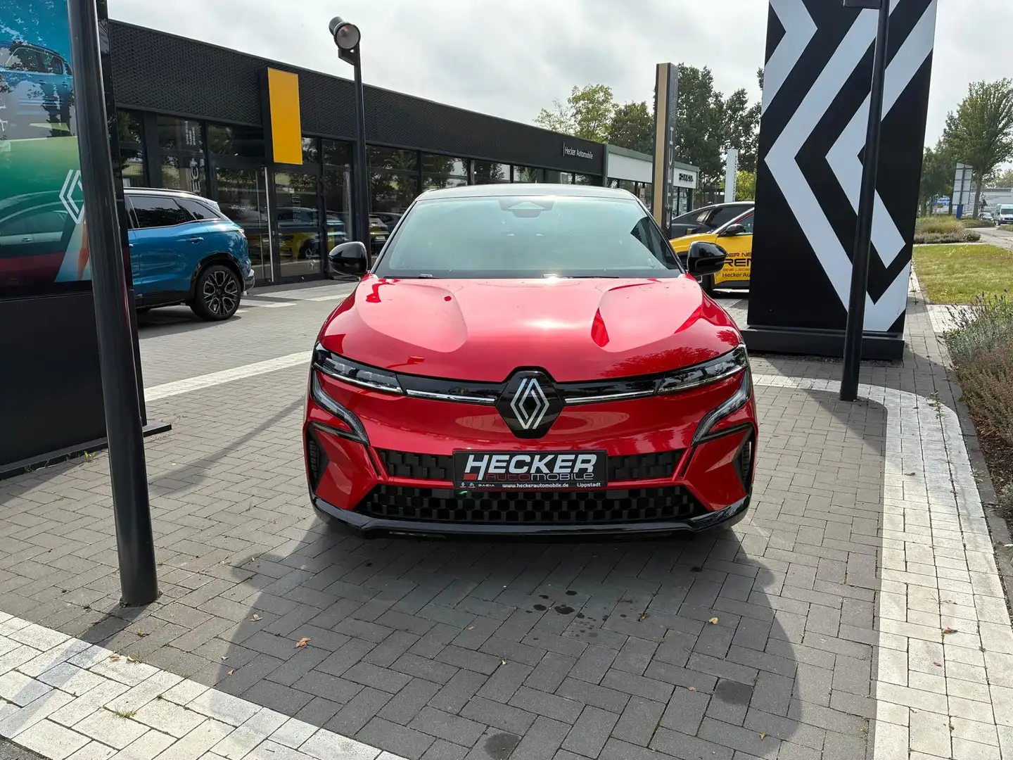 Renault Megane E-Tech EV60 220 Techno Comfort Range Rouge - 2