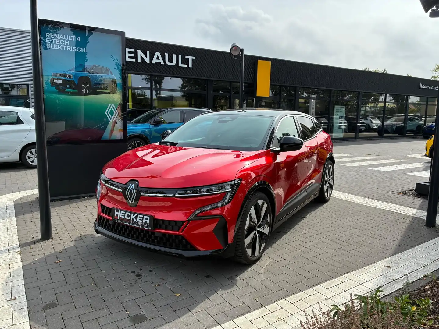 Renault Megane E-Tech EV60 220 Techno Comfort Range Rouge - 1