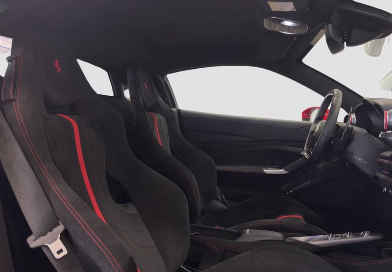 Ferrari F8 Tributo — photo 15