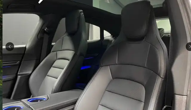 Porsche Taycan view 13