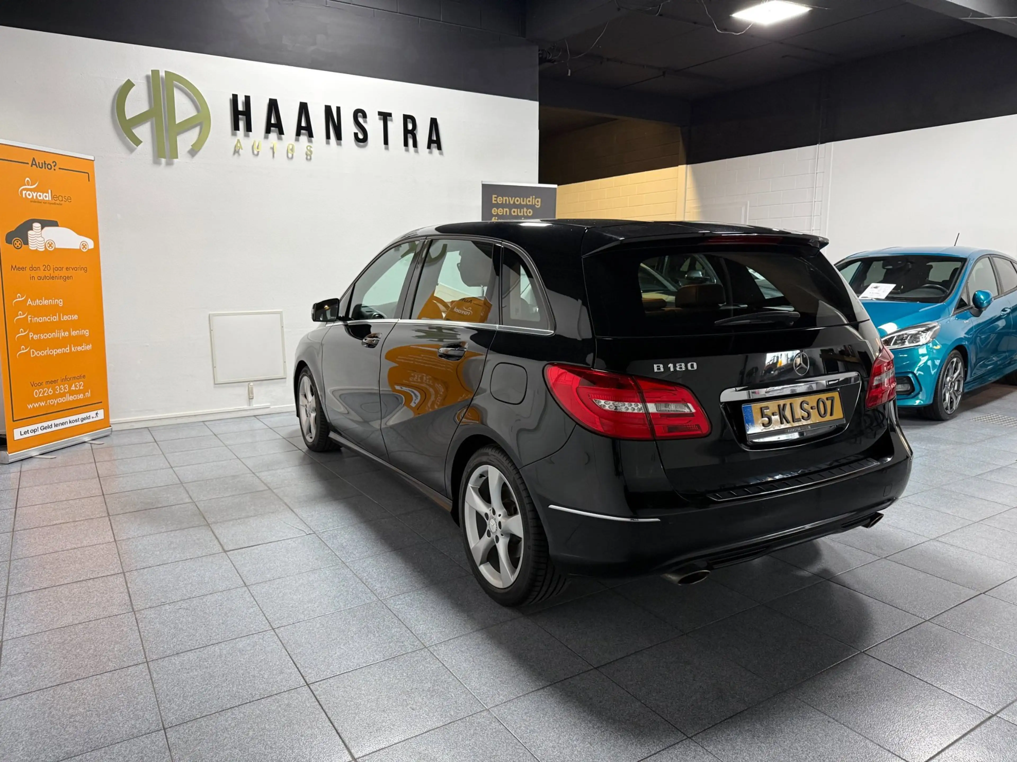 Mercedes-Benz B 180 Ambition Navigatie Ecc Dealer Auto! NAP BOVAG! — photo 25