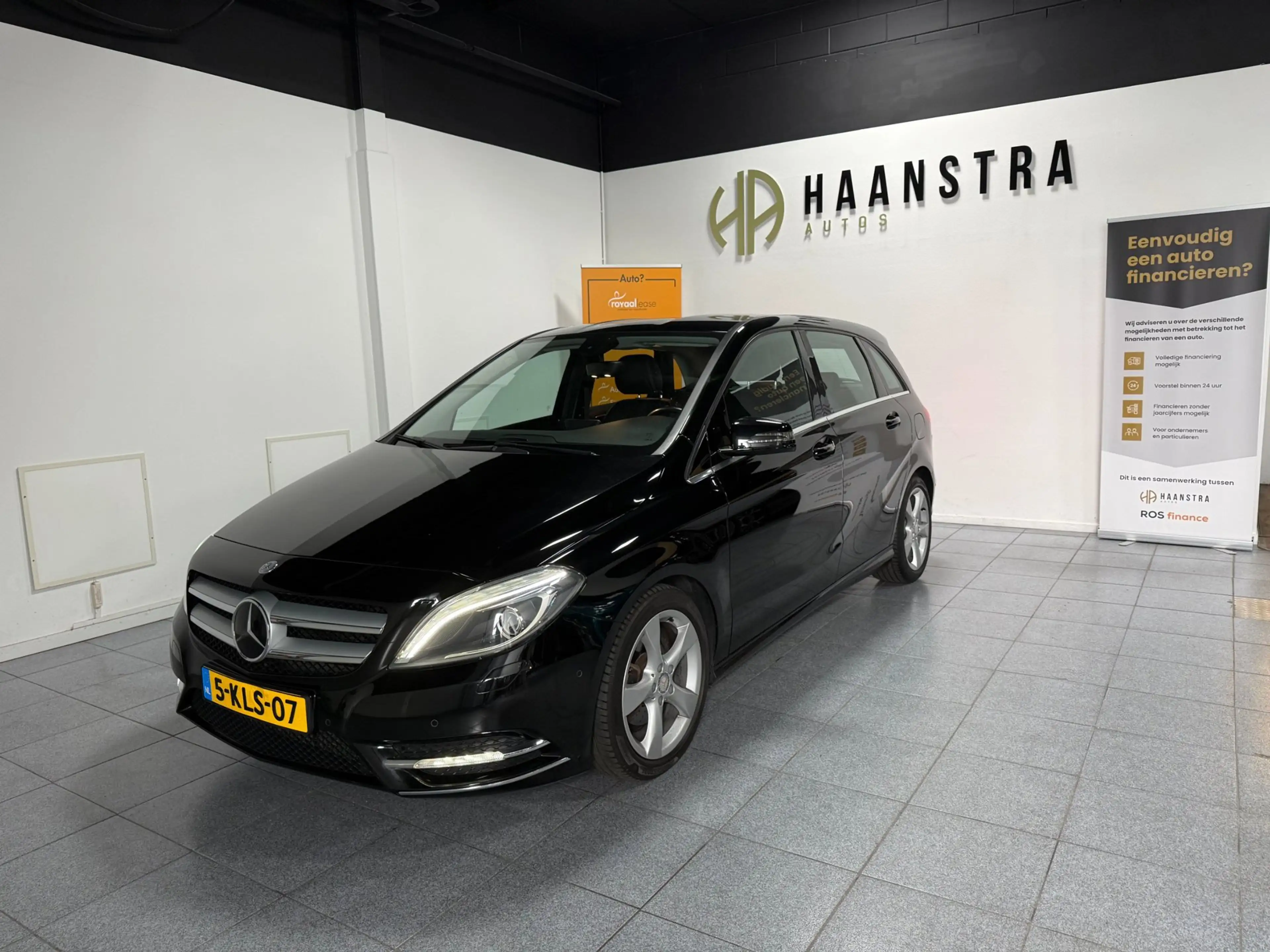 Mercedes-Benz B 180 Ambition Navigatie Ecc Dealer Auto! NAP BOVAG! — photo 3