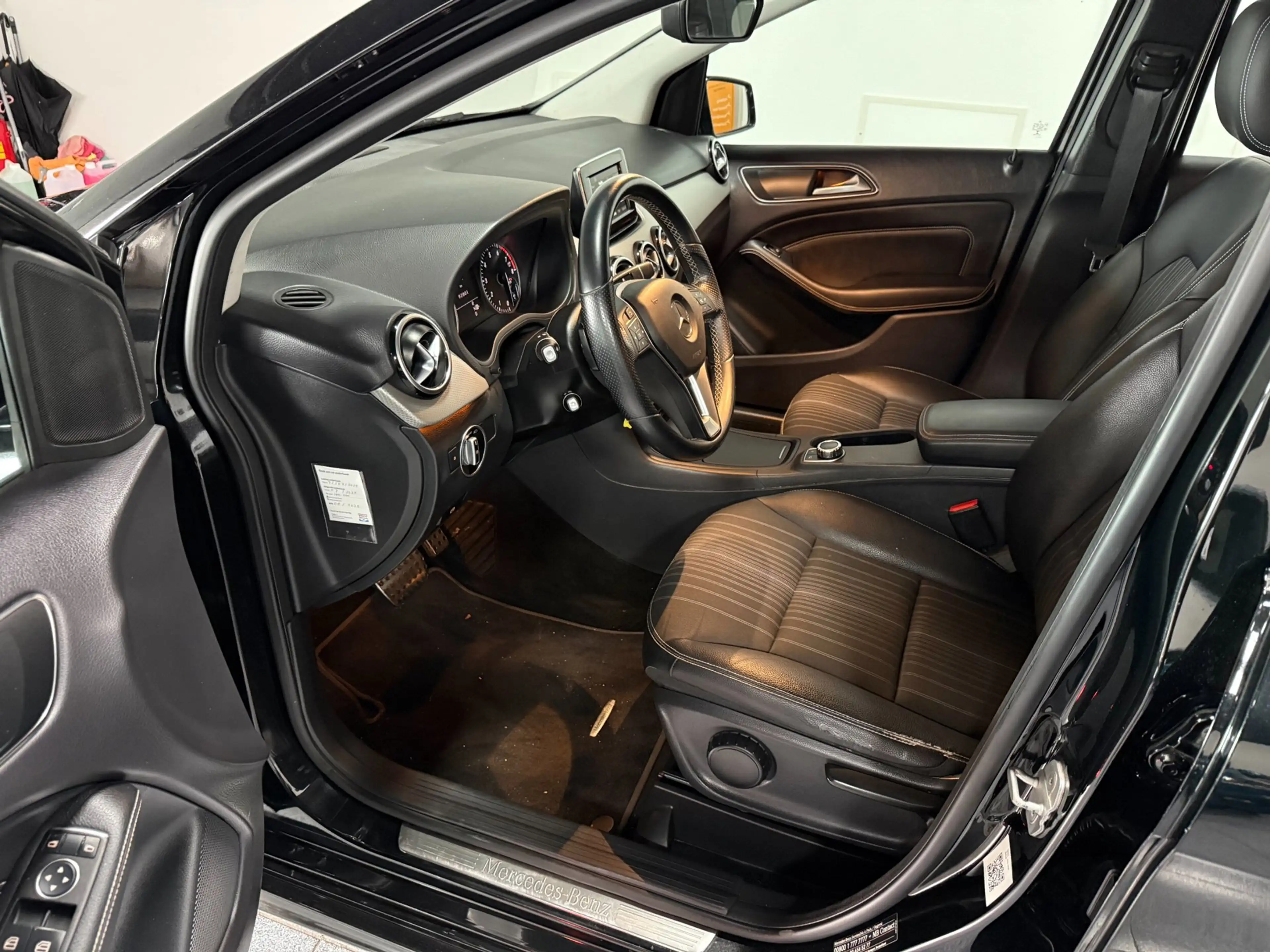 Mercedes-Benz B 180 Ambition Navigatie Ecc Dealer Auto! NAP BOVAG! — photo 10