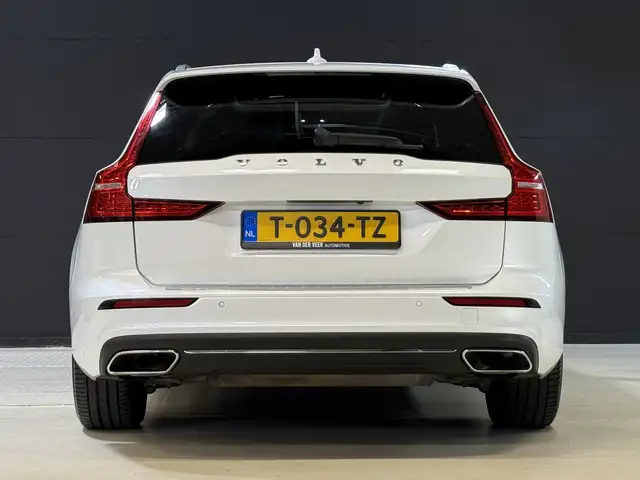 Volvo V60 view 11