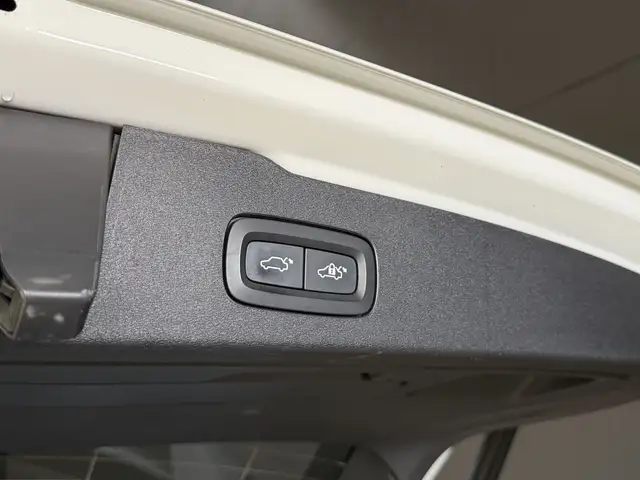 Volvo V60 view 8