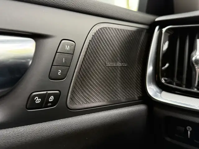 Volvo V60 view 19