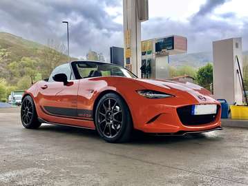 ST 2.0 Skyactiv-G i-Stop & i-Eloop 30 Aniversario