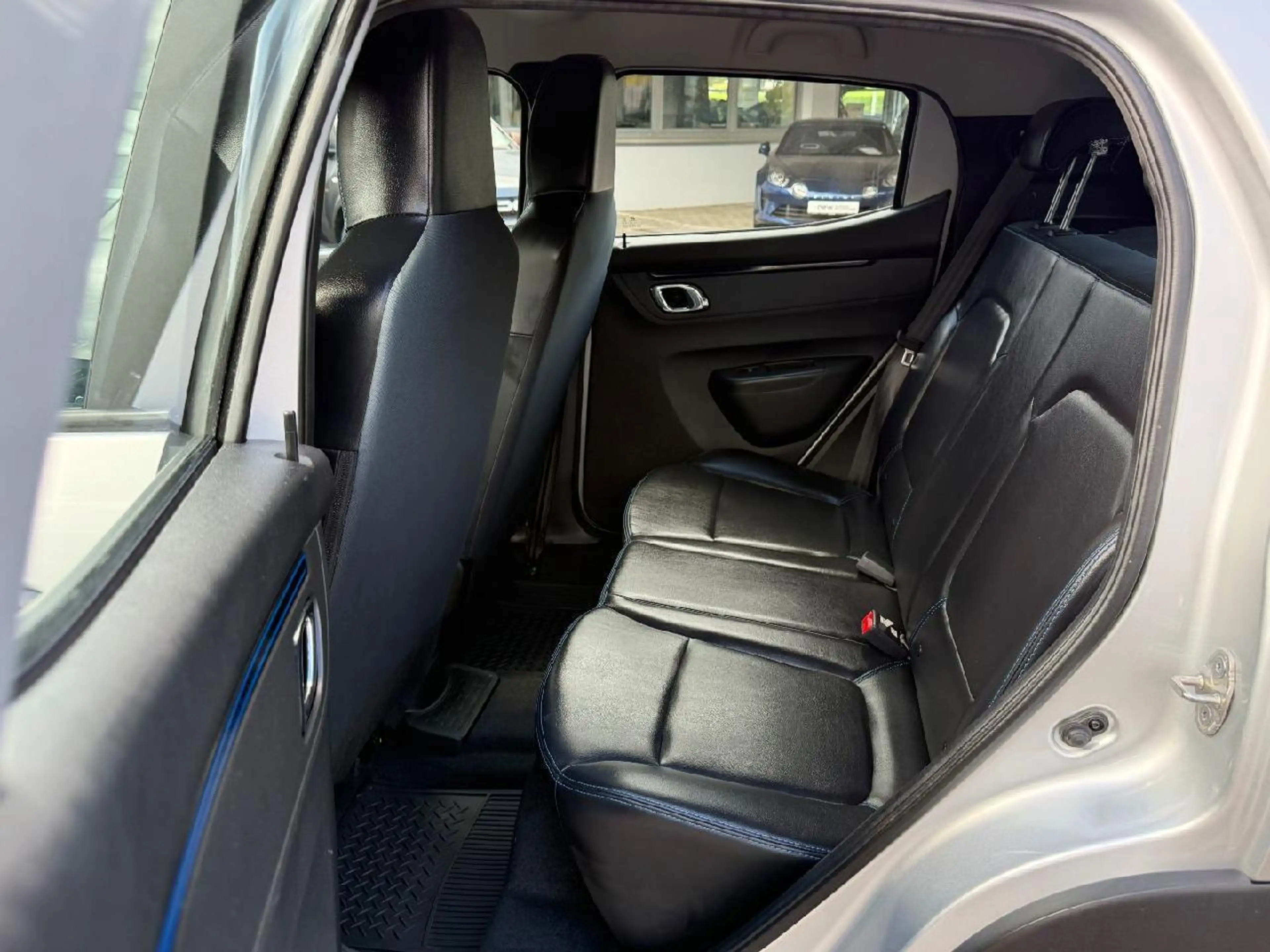 Dacia Spring Comfort — photo 4