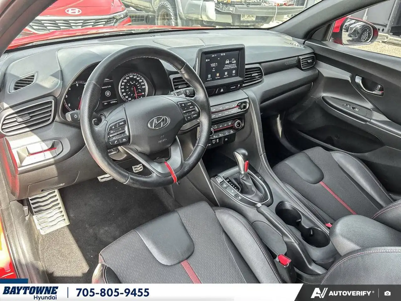 Hyundai VELOSTER photo Hyundai VELOSTER