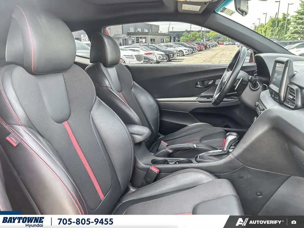 Hyundai VELOSTER photo Hyundai VELOSTER