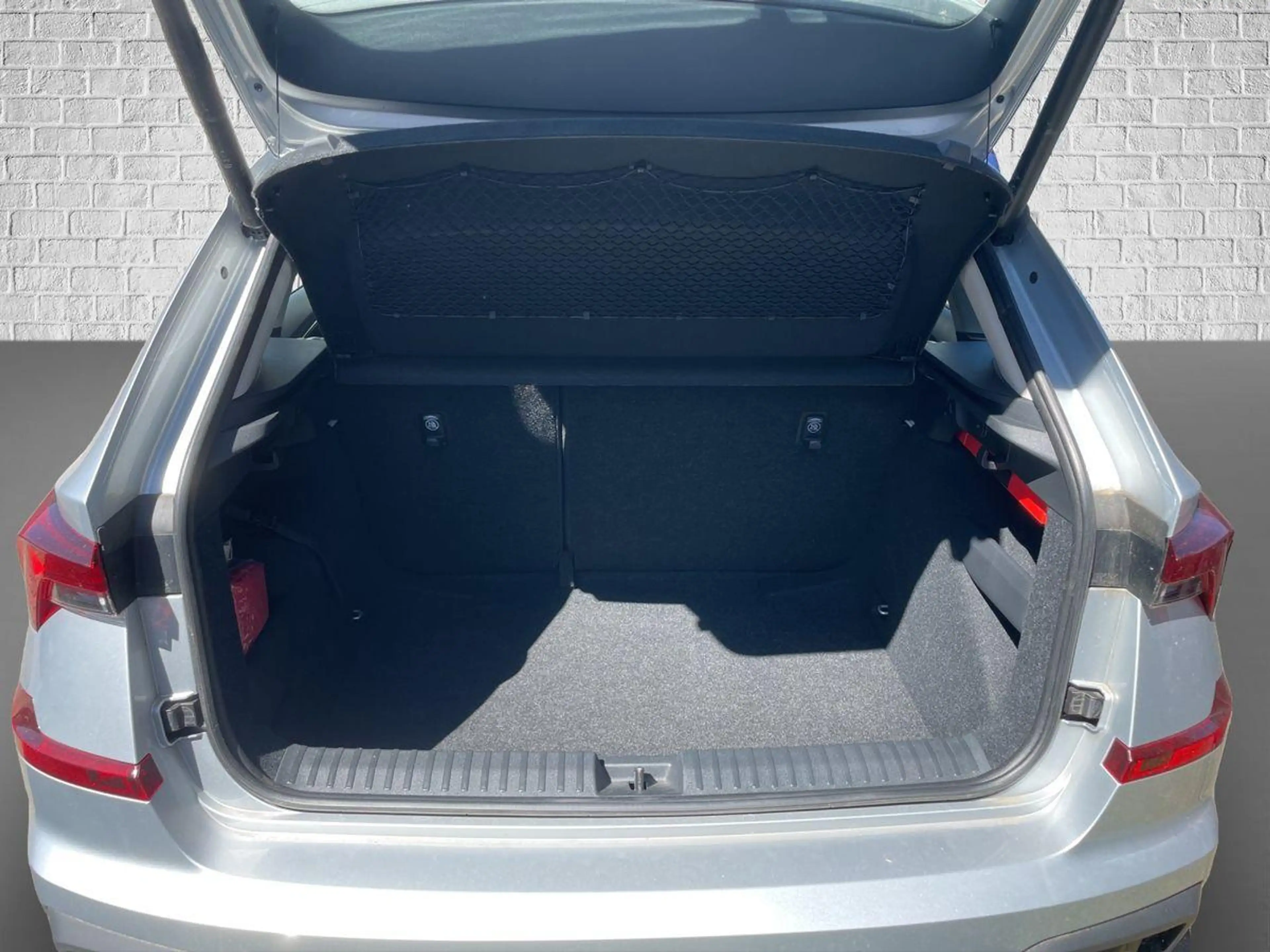 Skoda Kamiq Selection 1.0 TSI 85 kW LED/AHK Vorbe. — photo 15
