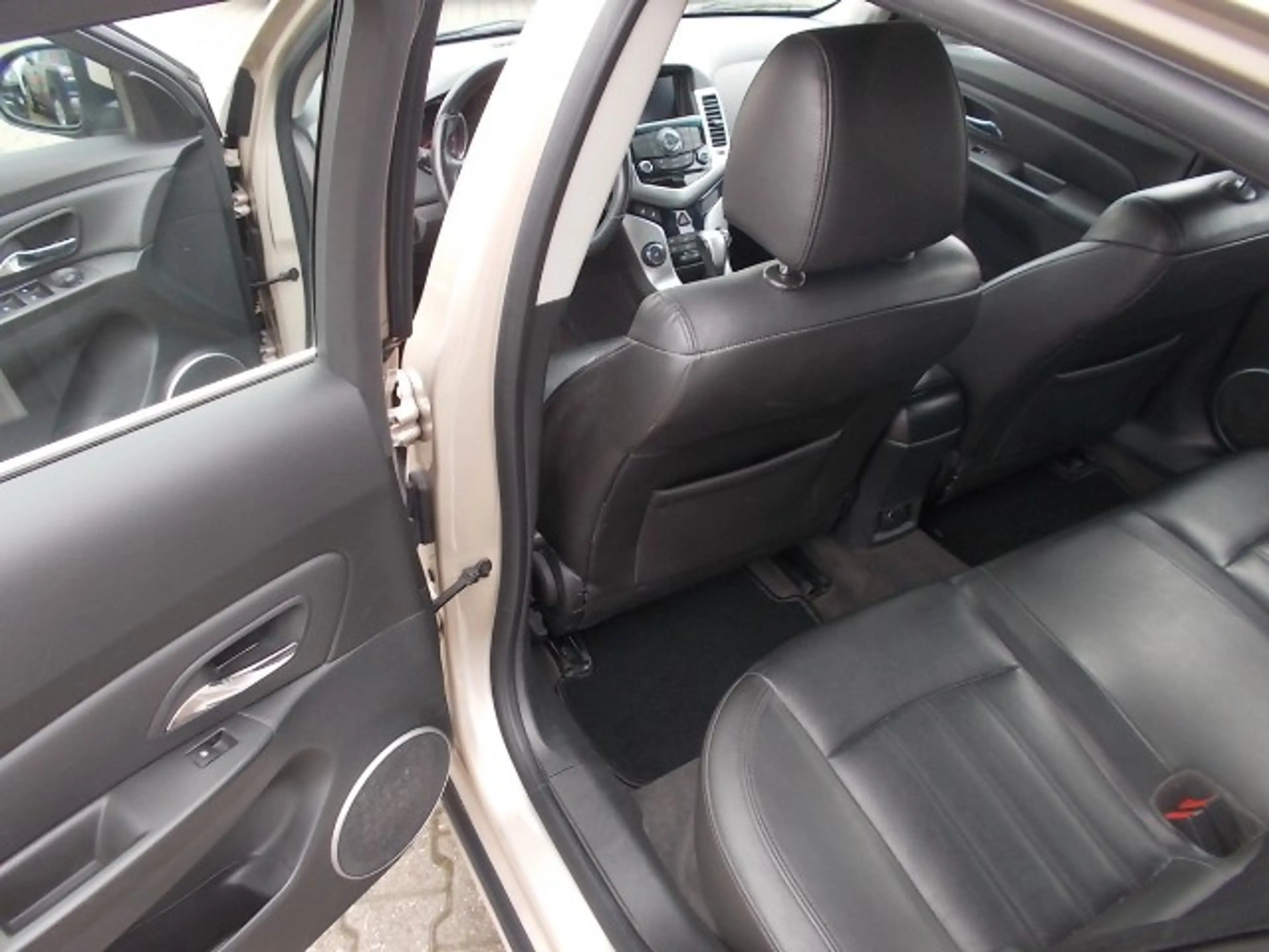 Chevrolet Cruze LTZ, Navi Leder Schiebed. zus.Winterräder — photo 14
