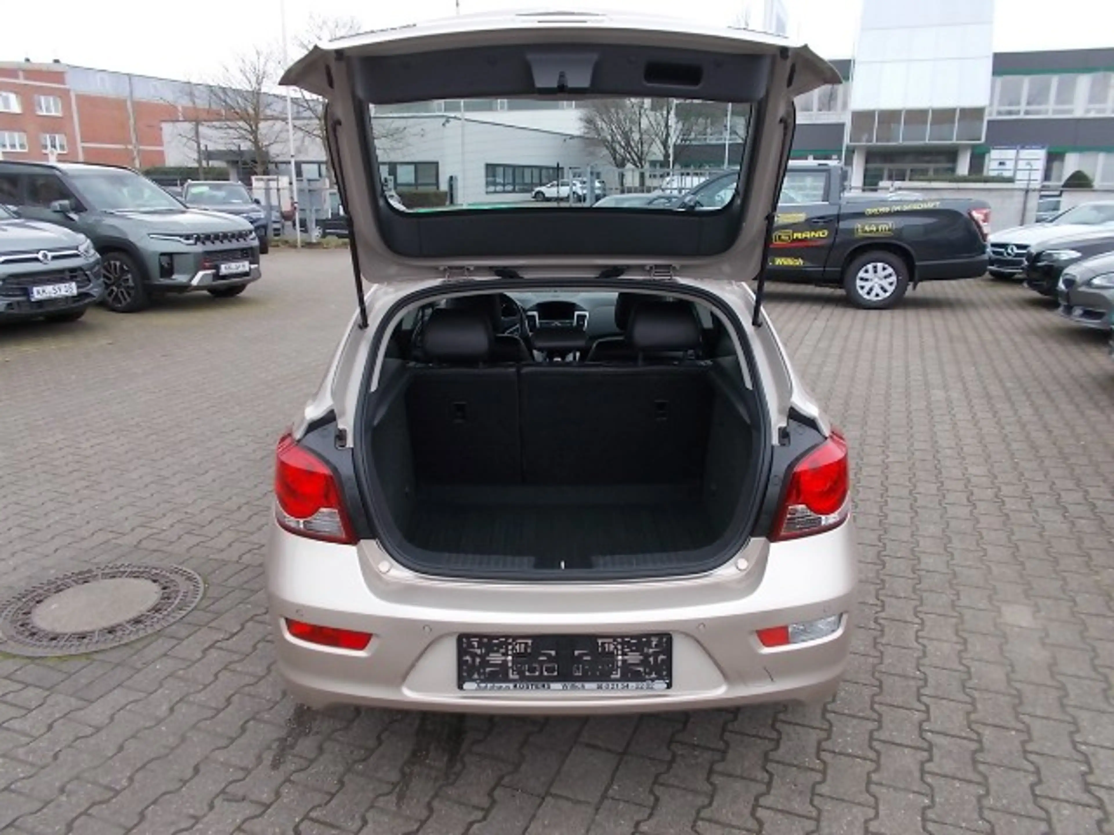 Chevrolet Cruze LTZ, Navi Leder Schiebed. zus.Winterräder — photo 12
