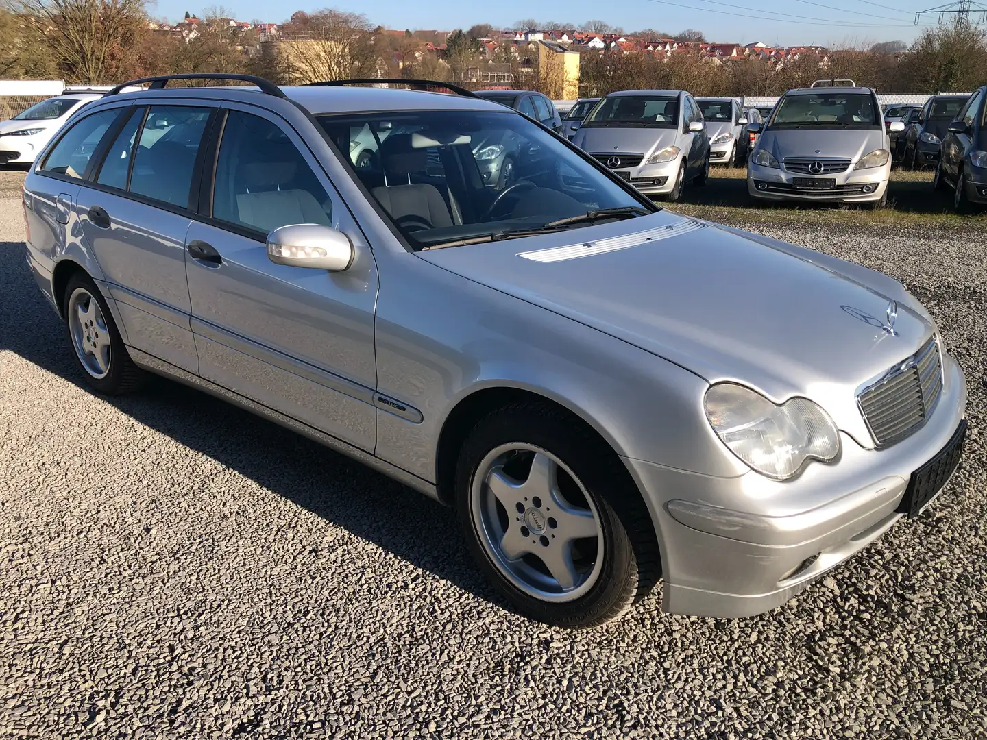 Mercedes-Benz C 180 KOMPRESSOR T Automatik*Klima*Sitzheizung*2.Hand* Silber - 2