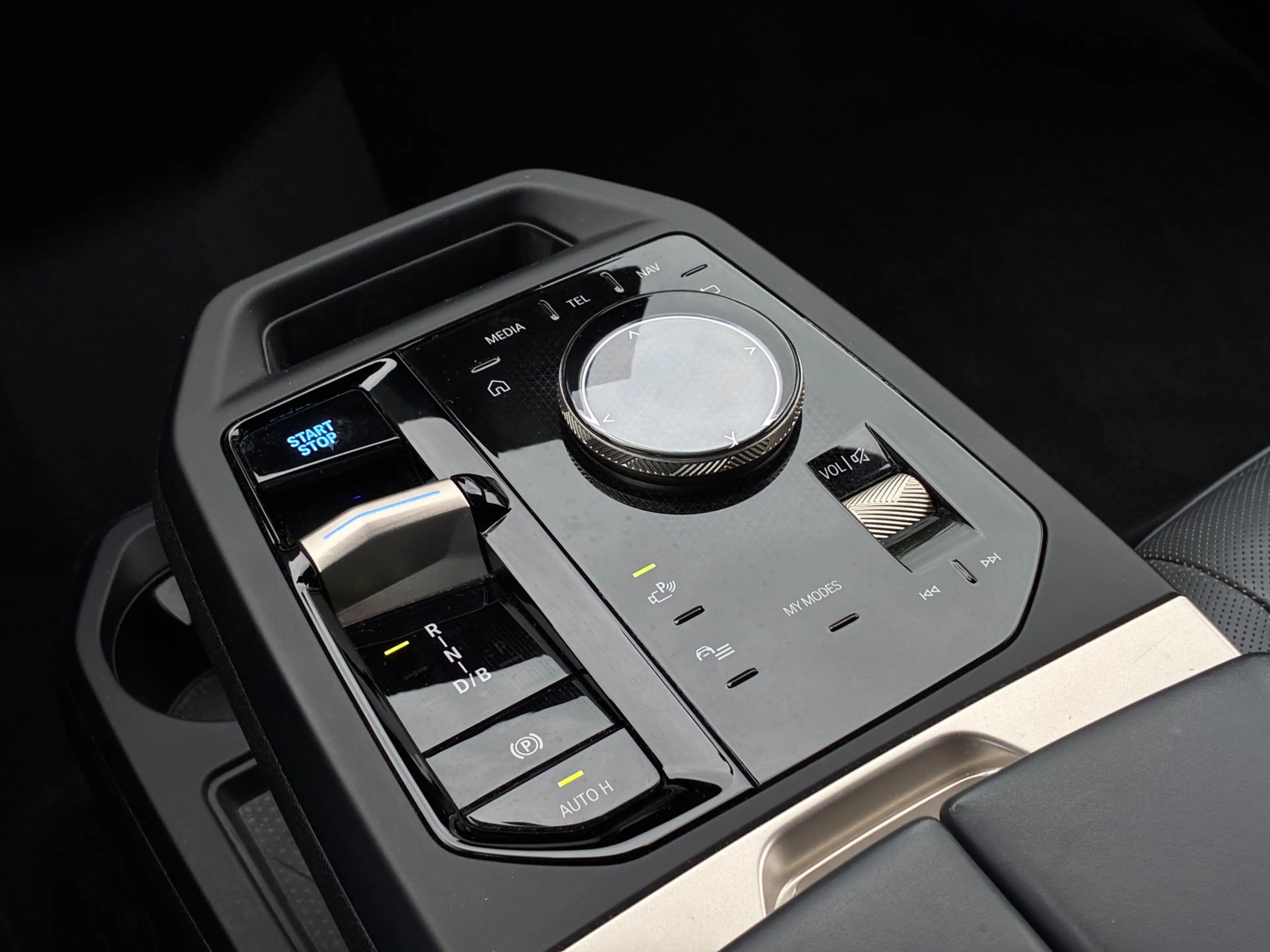 BMW iX xDrive40 | Sportpakket | 22'' | CoPilot | Harman/K — photo 14