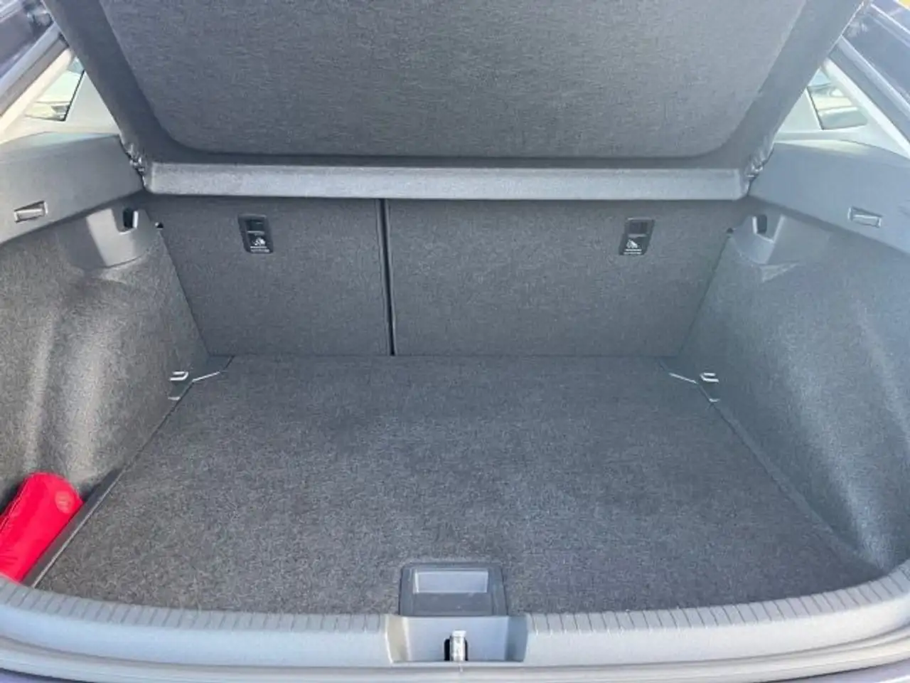 Volkswagen Taigo 1.0 TSI Style Navi,AHK,Regensensor 16