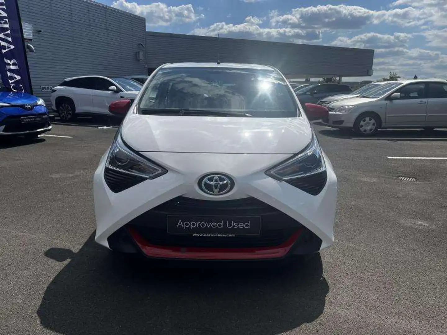 Toyota Aygo X-PLAY II AUTO Blanc - 2