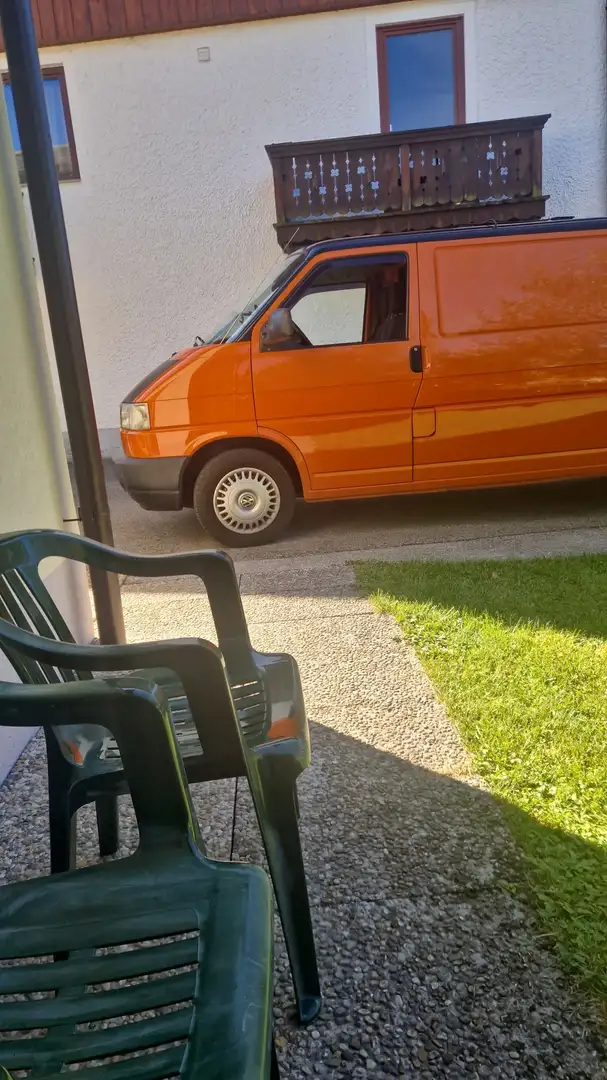 Volkswagen T4 Orange - 2