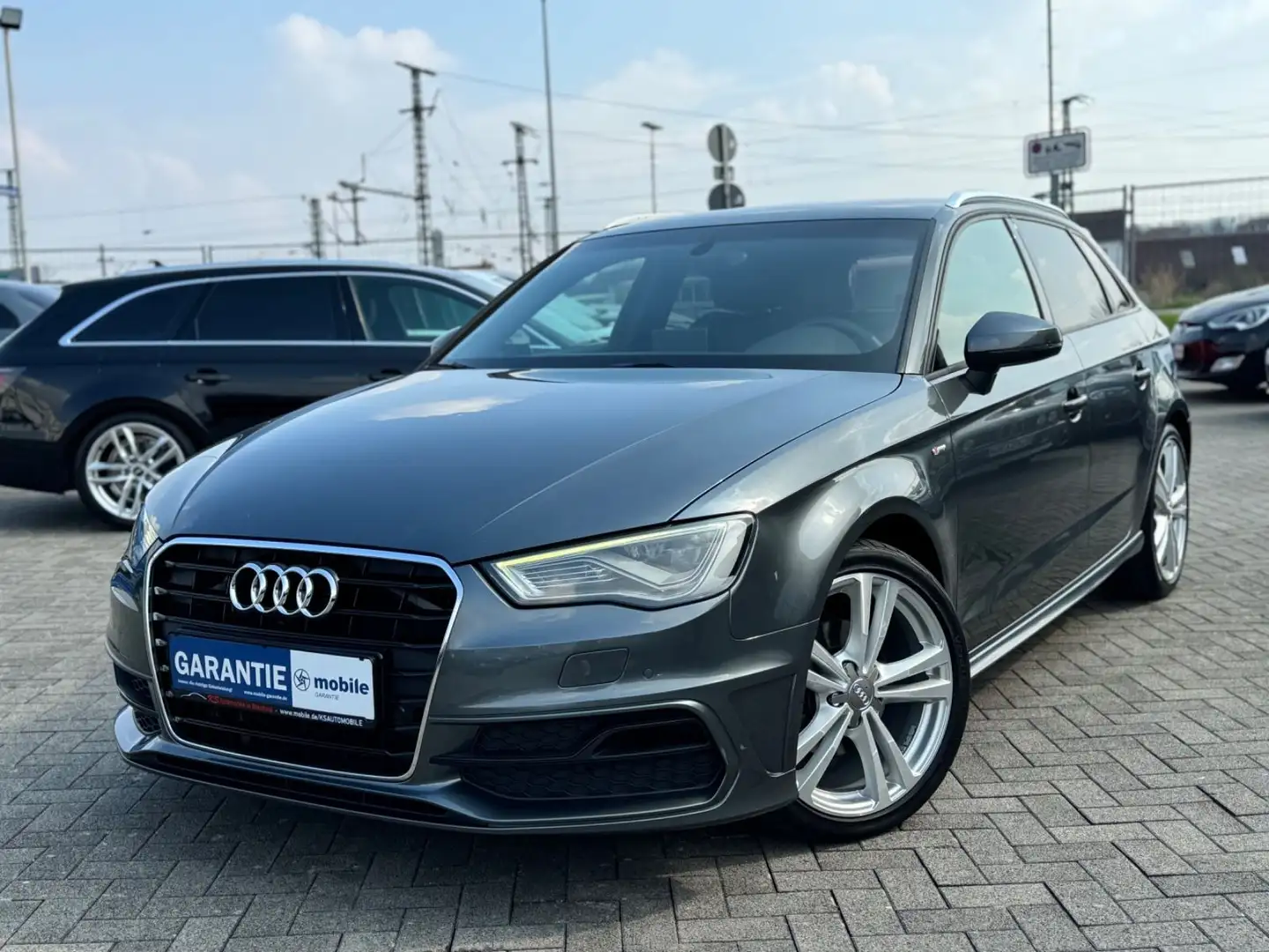 Audi A3 2.0 TDI S-tronic S-Line *Matrix*T-Leder*B&O* Gris - 1