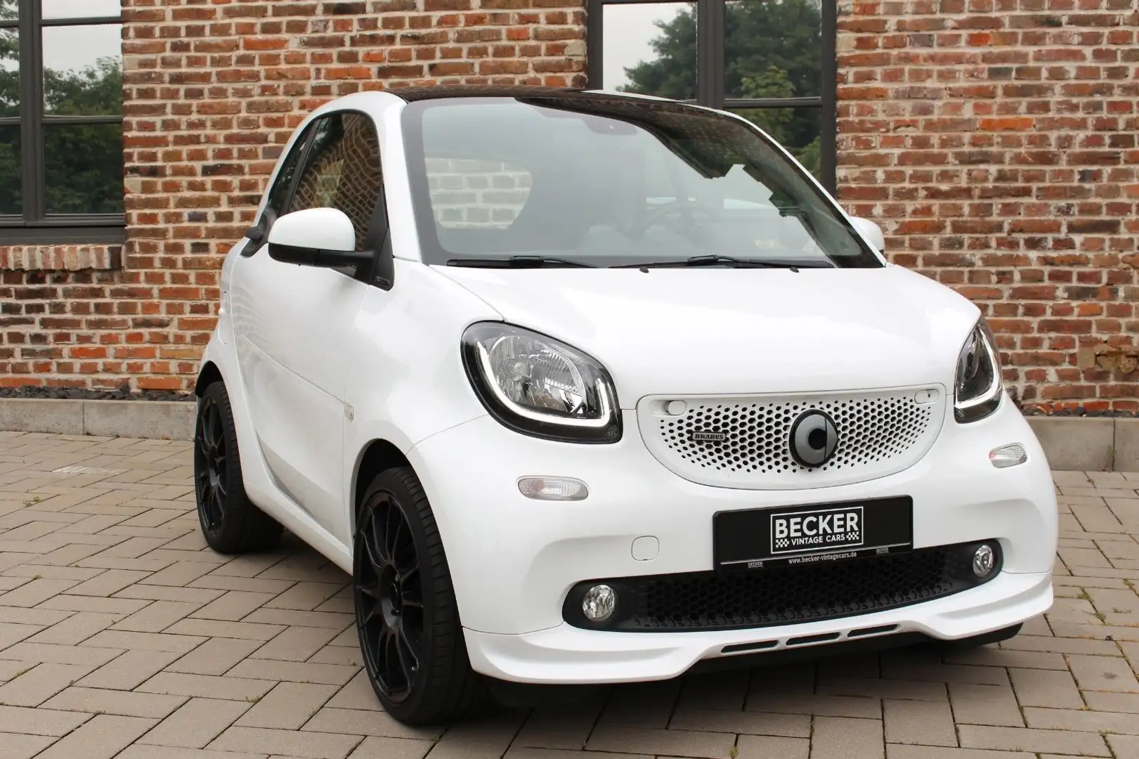 smart forTwo Brabus Xclusive Blanc - 1