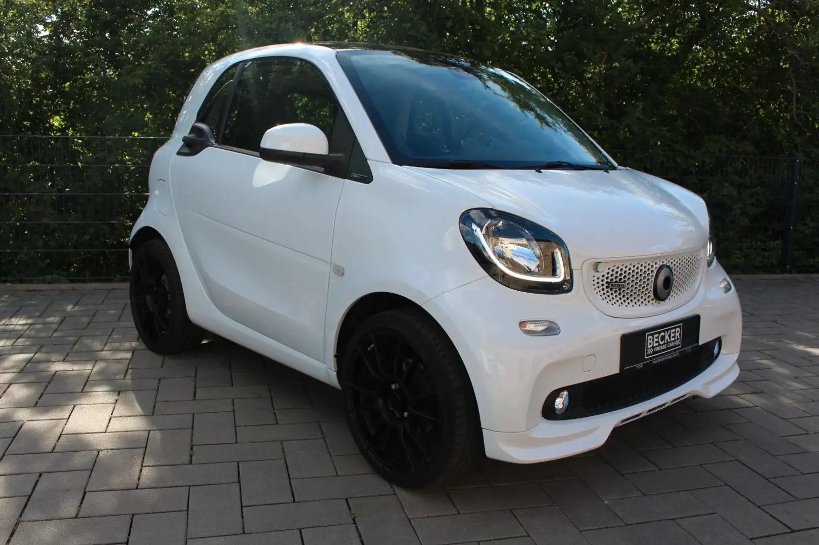 smart forTwo Brabus Xclusive Blanc - 1