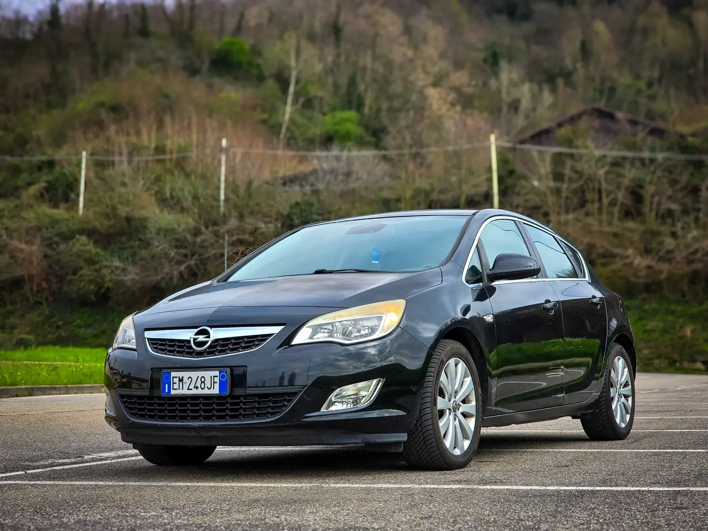 Opel Astra GTC 1.7 cdti ecotec Cosmo s&s 110cv Nero - 1