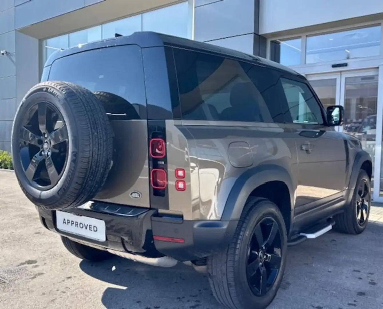 Land Rover Defender 90 3.0D I6 200 CV AWD Auto SE Bronzo - 2