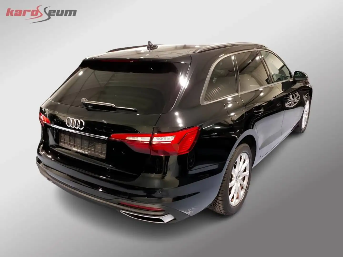Audi A4 35 TFSI Avant | WENIG KM | Business Paket Schwarz - 2