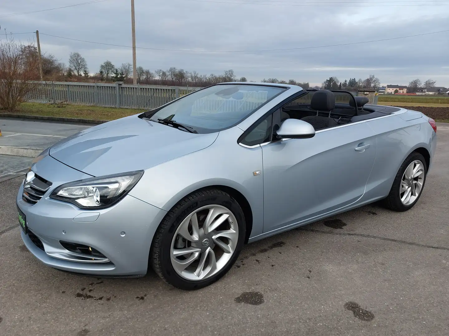 Opel Cascada Innovation 1.6 Turbo 147kW nur 59.000km Blau - 2