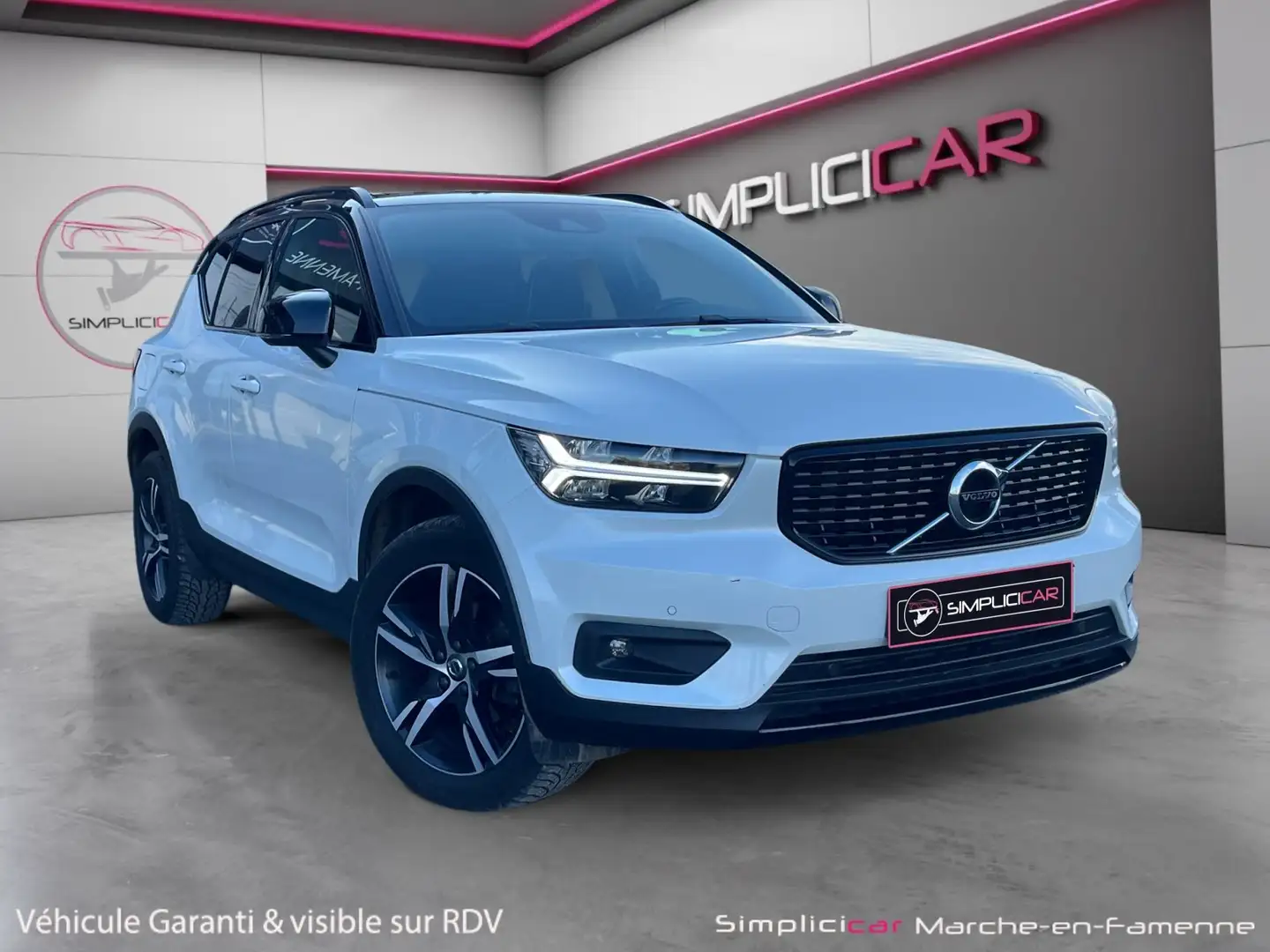 Volvo XC40 XC40 1.5 T2 R-Design Geartronic Weiß - 1